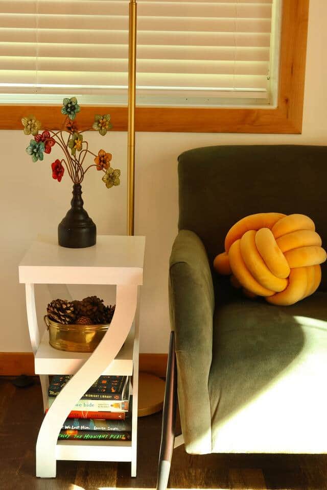 Reading chair