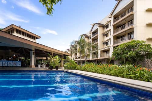 NAIA runway view — airport-side penthouse stay