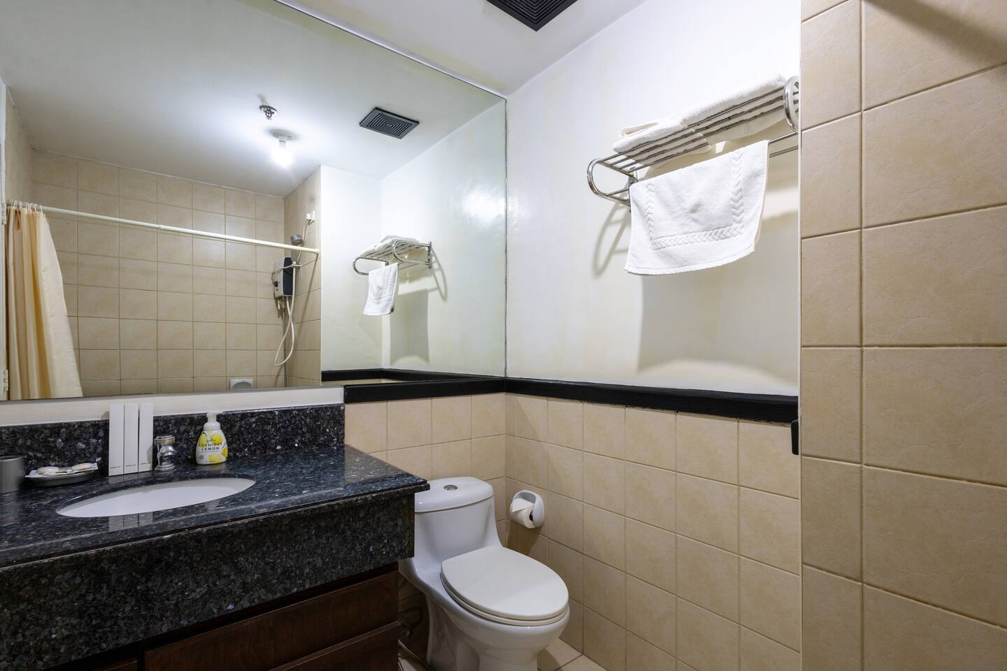 clean modern bathroom apartment Manila near NAIA