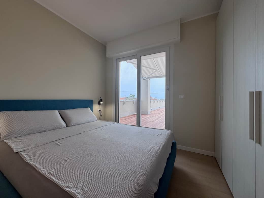 Il Niro Master Bedroom 1