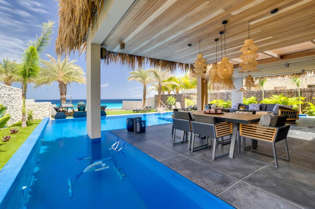 Sea Front Luxury Villa 57