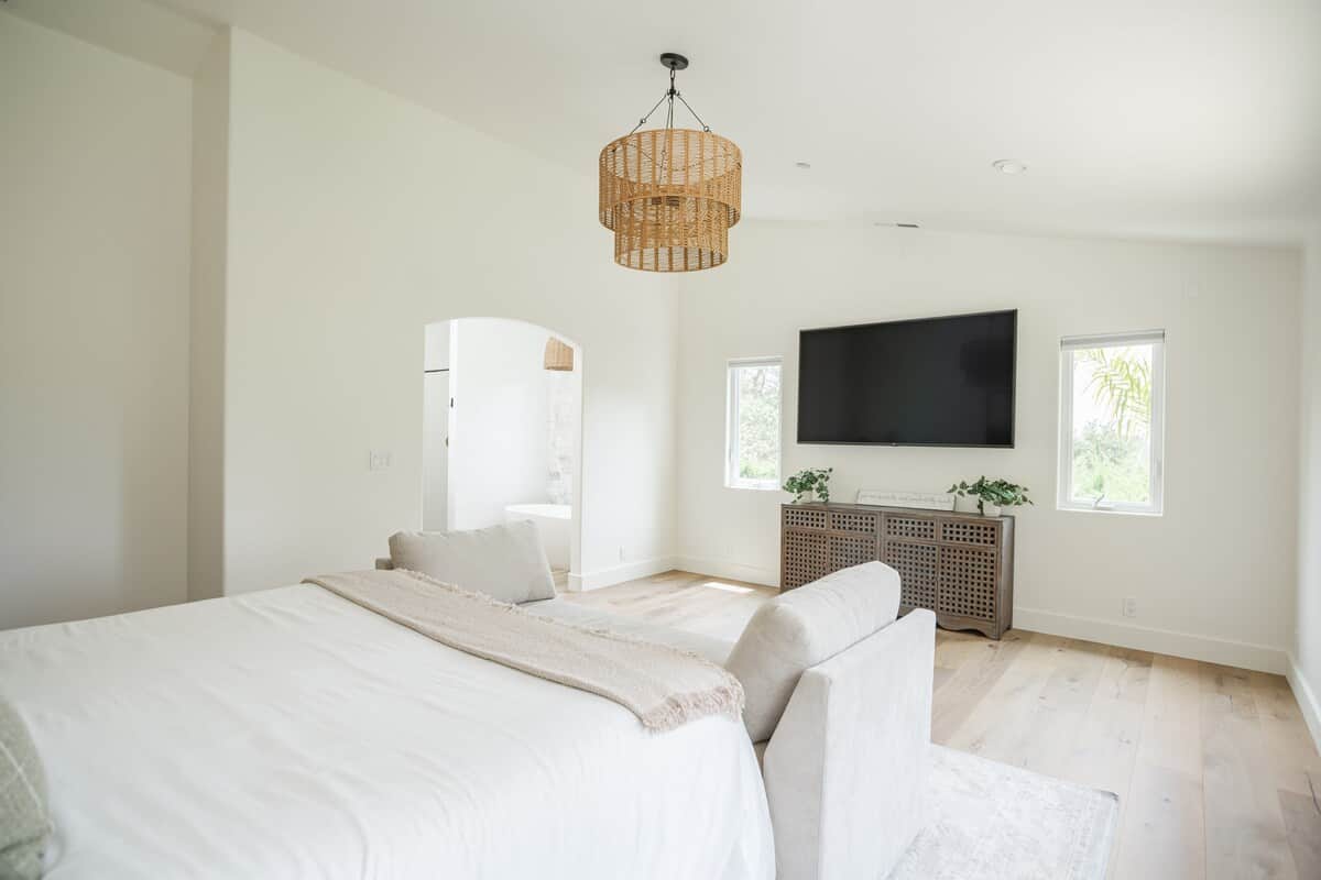 Primary Bed-King bed (SleepNumber) with sleeper sofa. Private bath attached. Large 65" TV with Apple TV.
