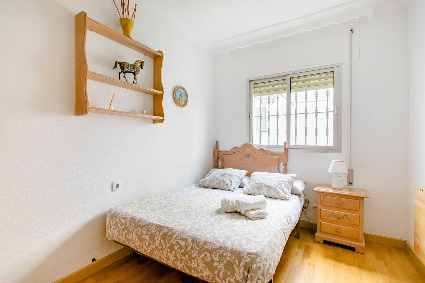 Habitación Doble Tranquila a 5 Min del Metro + Desayuno Incluido - Imagen 2