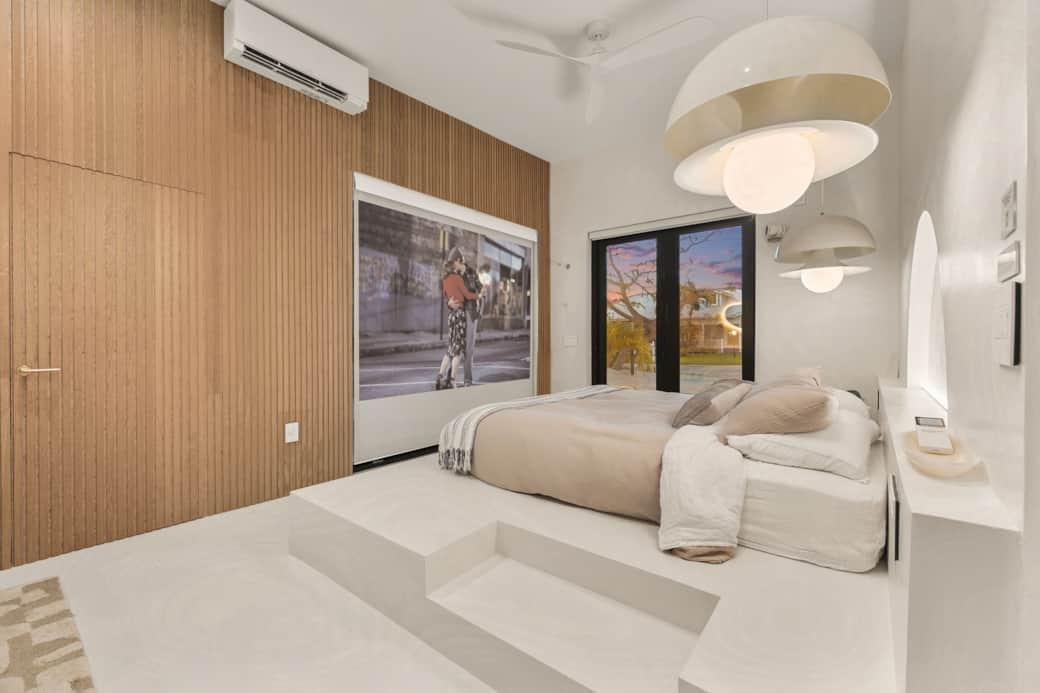 42A3242A 88B9 4BAF 84E8 F6779F095030 42A3242A 88B9 4BAF 84E8 F6779F095030