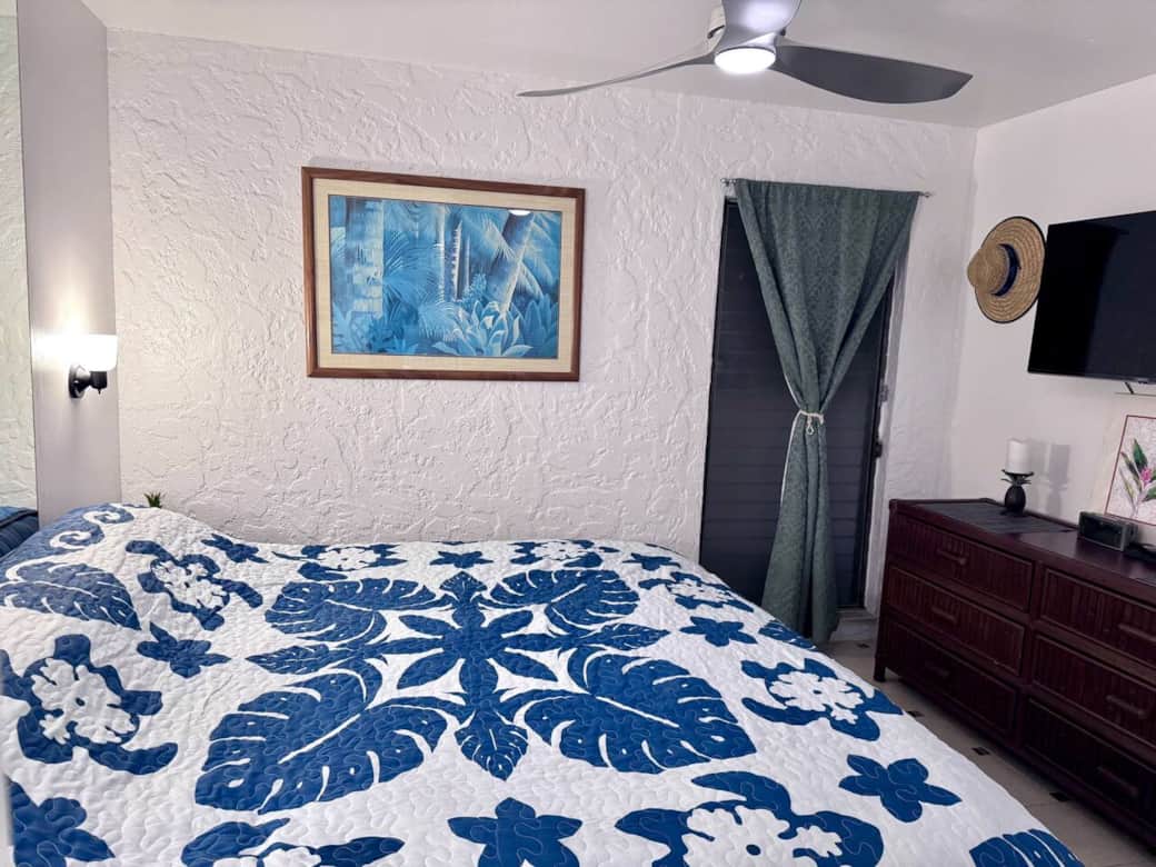 Bedroom with King bed.