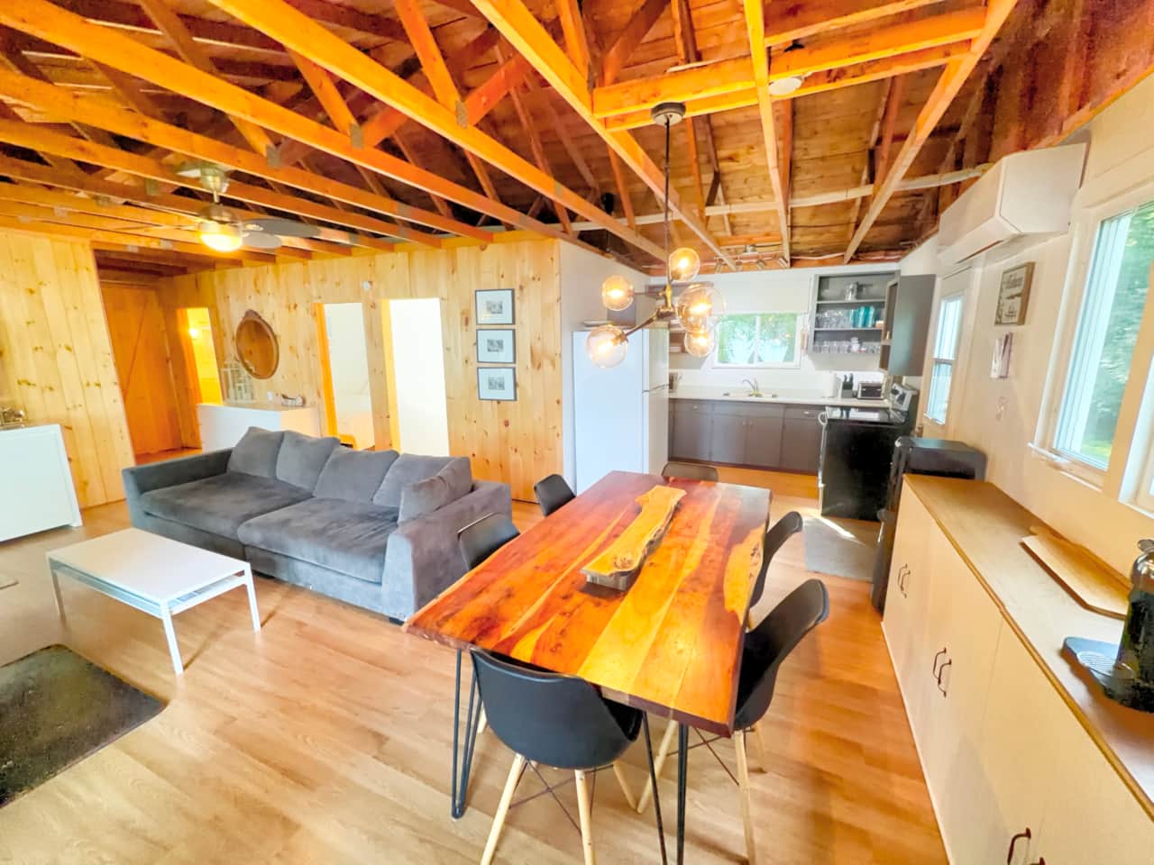Livingroom kitchen 2