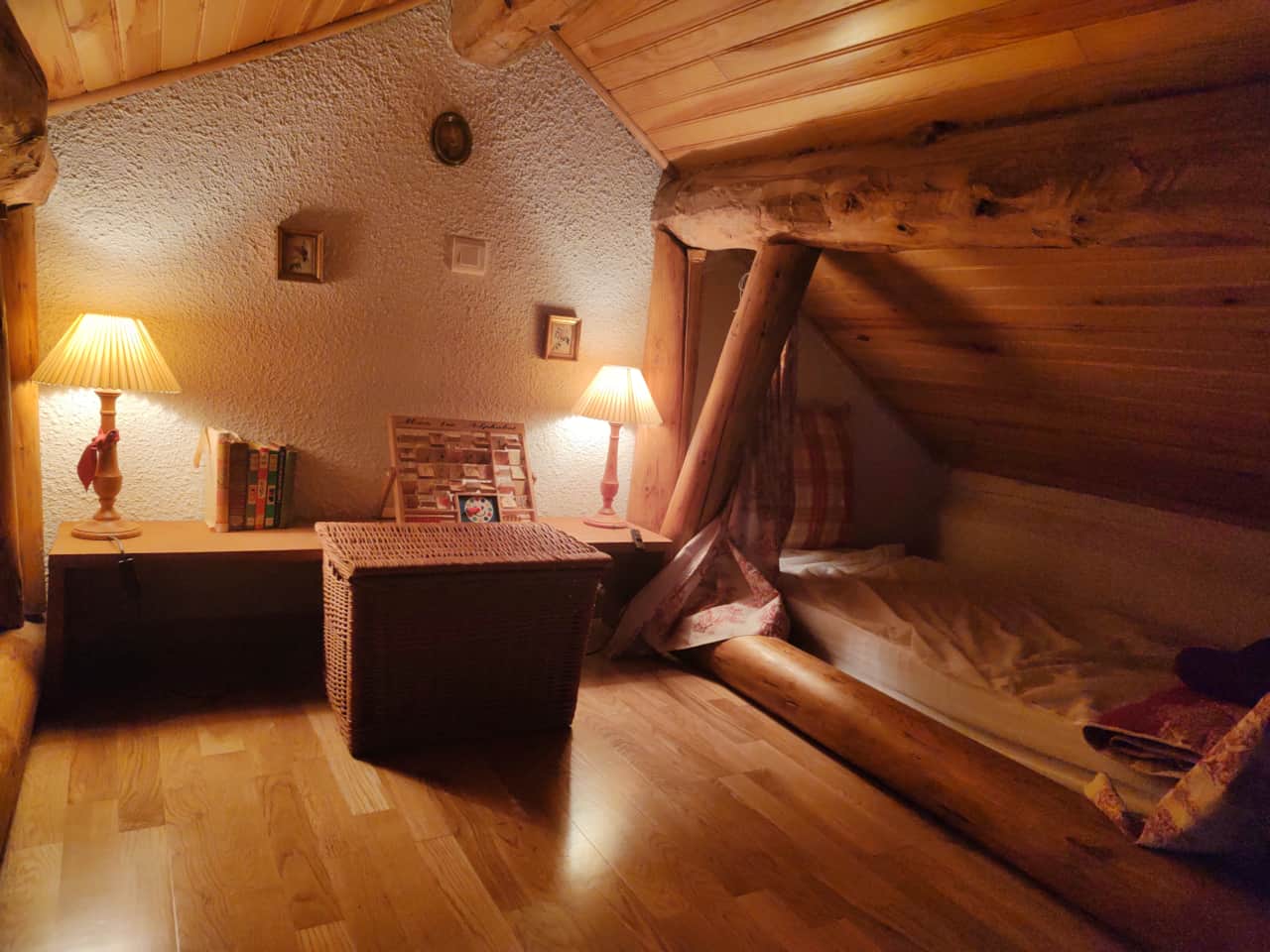 PHOTO DE LA MEZZANINE
