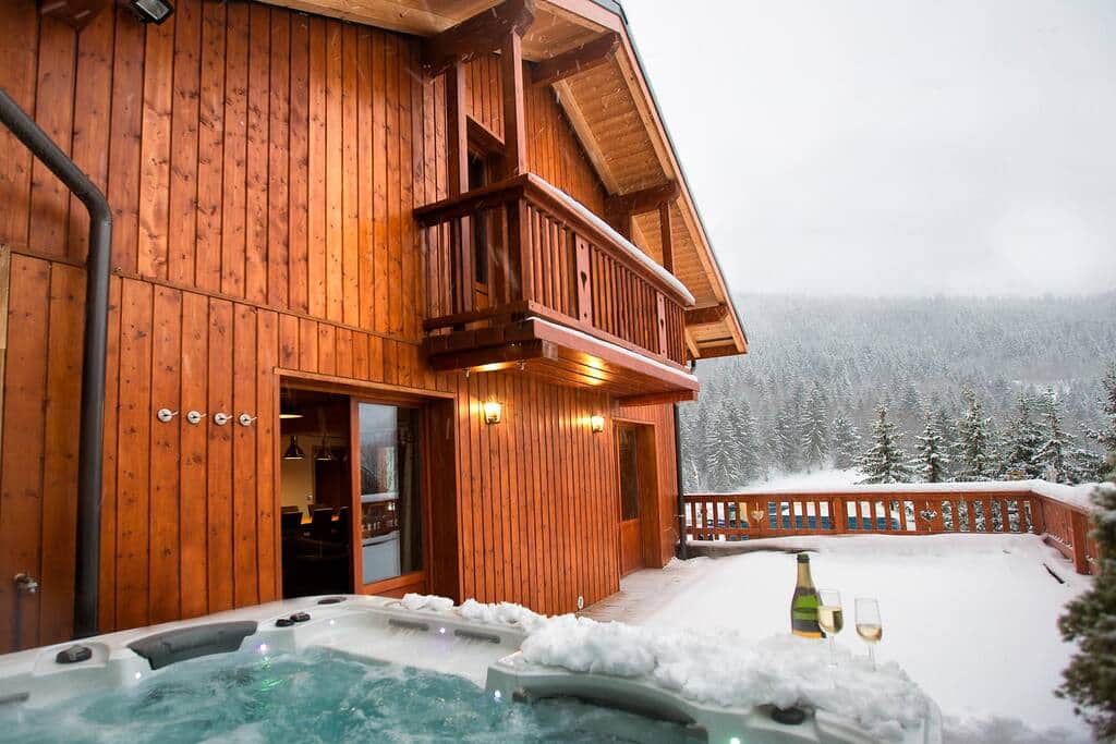 Hot-tub and terrace Hot-tub and terrace