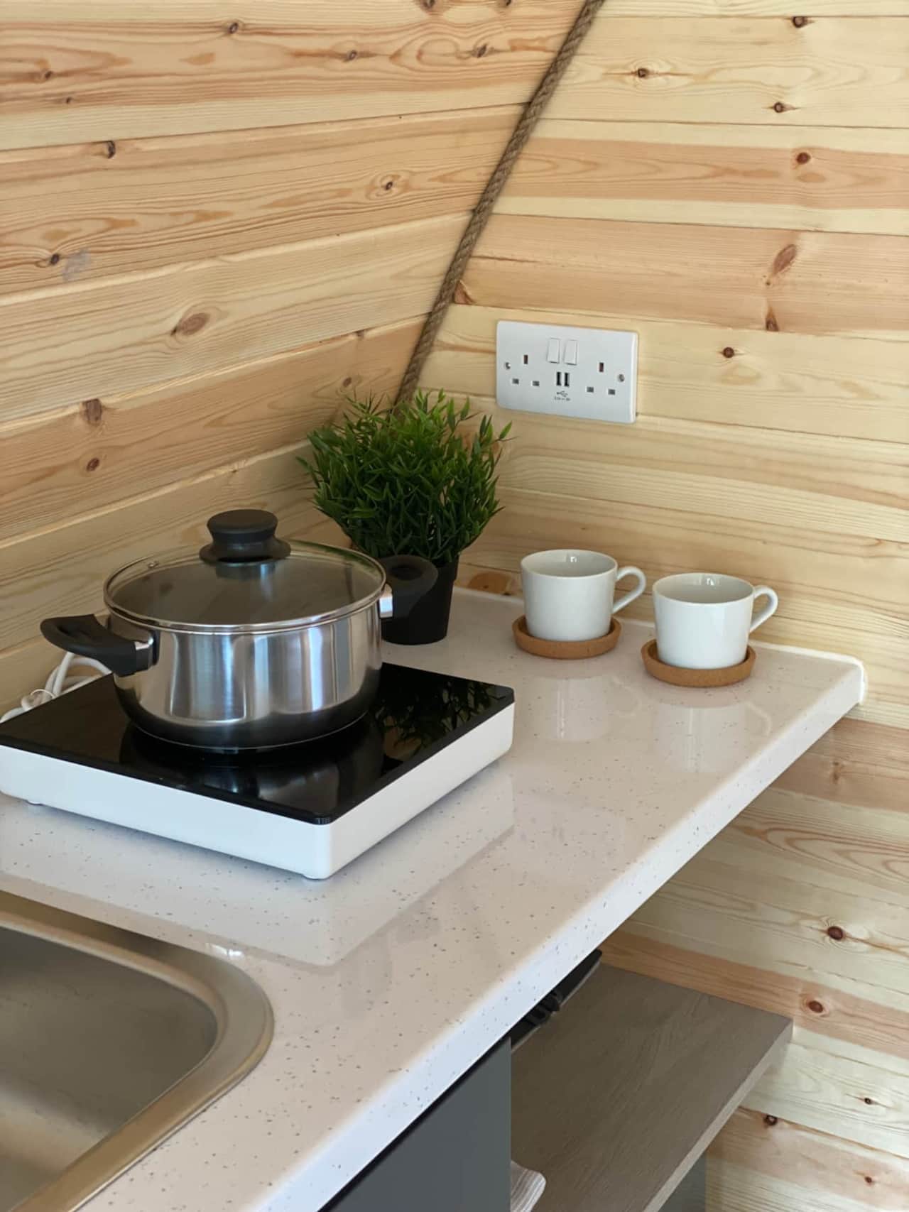 Simple but practical kitchen area