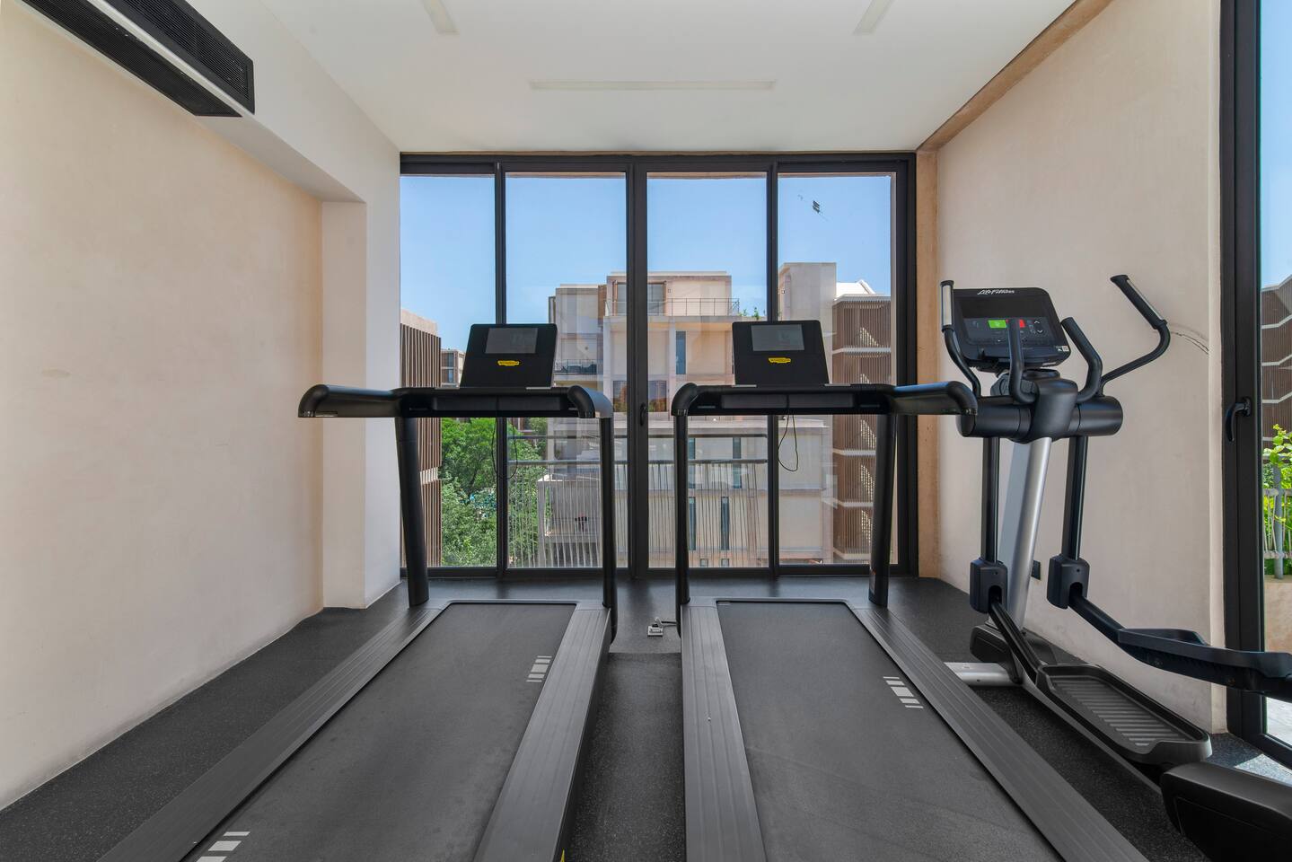 Corasol Golf • Beach Club • Pools • Hot Tubs • Gym photo 20