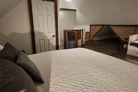 Comfortable king sized bed