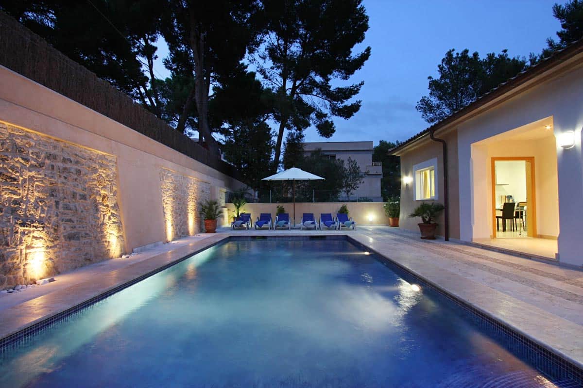 Villa Medina, Cala Sant Vicenç
