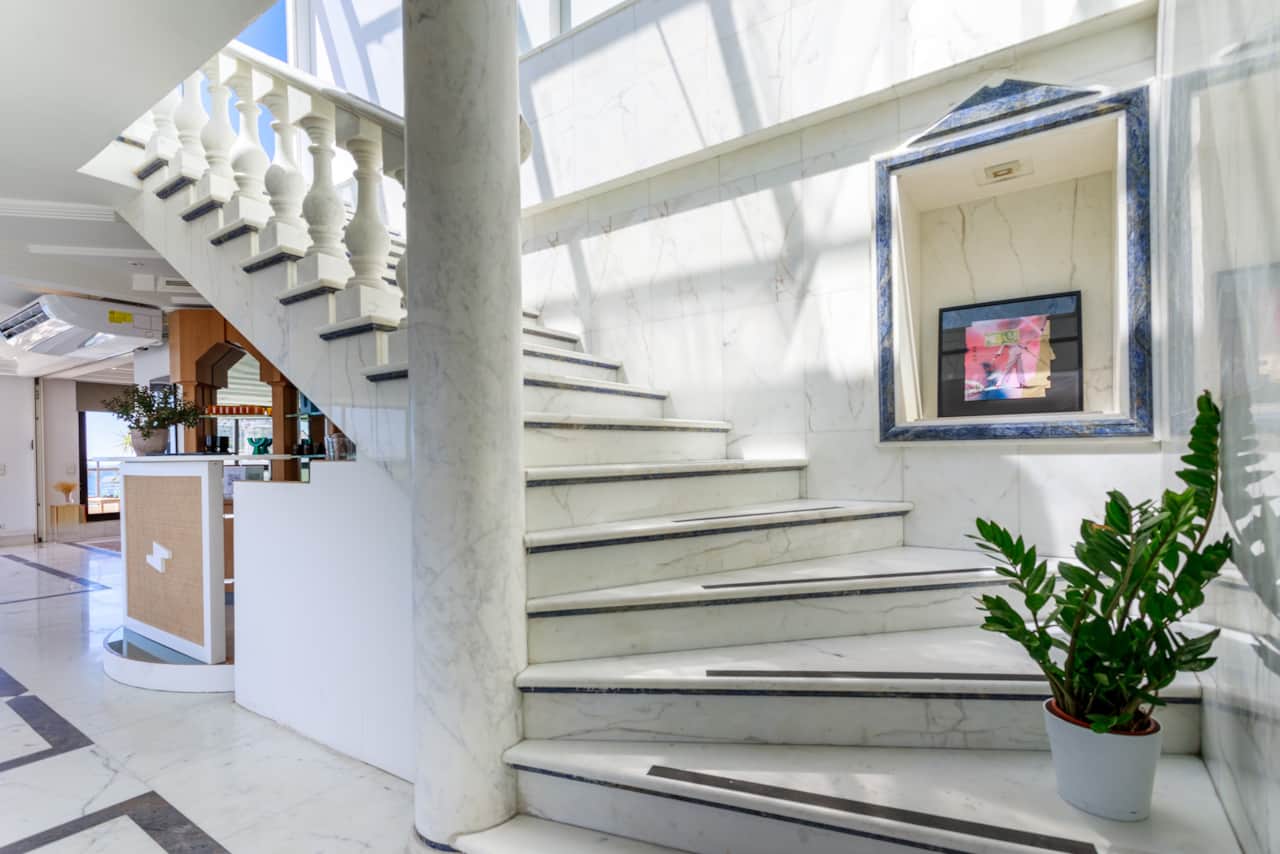 Private access to Penthouse