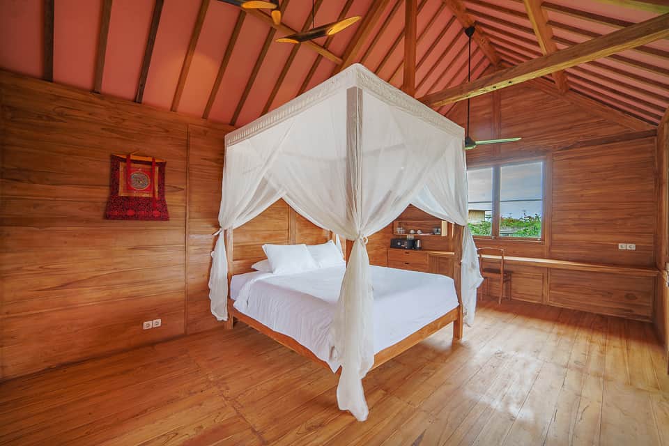 Kesambi 3 Sumberkima Hill retreat 