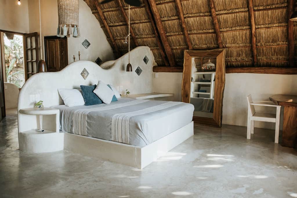 Master bedroom with king bed, AC + ensuite shower