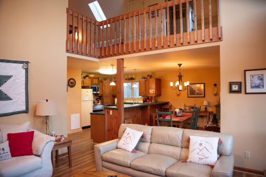 Open living space. Open living space.