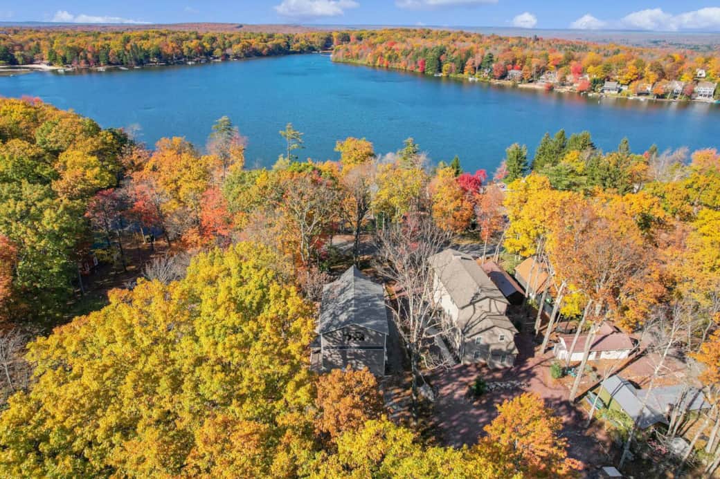 Bird Eye view of  house and Lake Harmony
