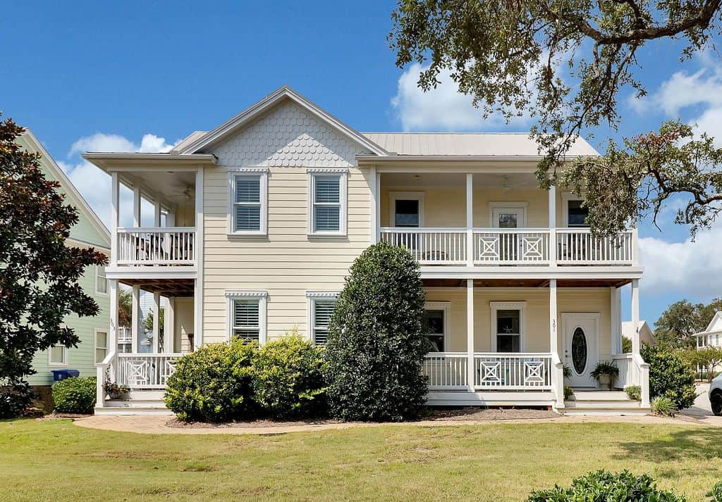 Hello Sunshine Townhome Vacation Home in Southport