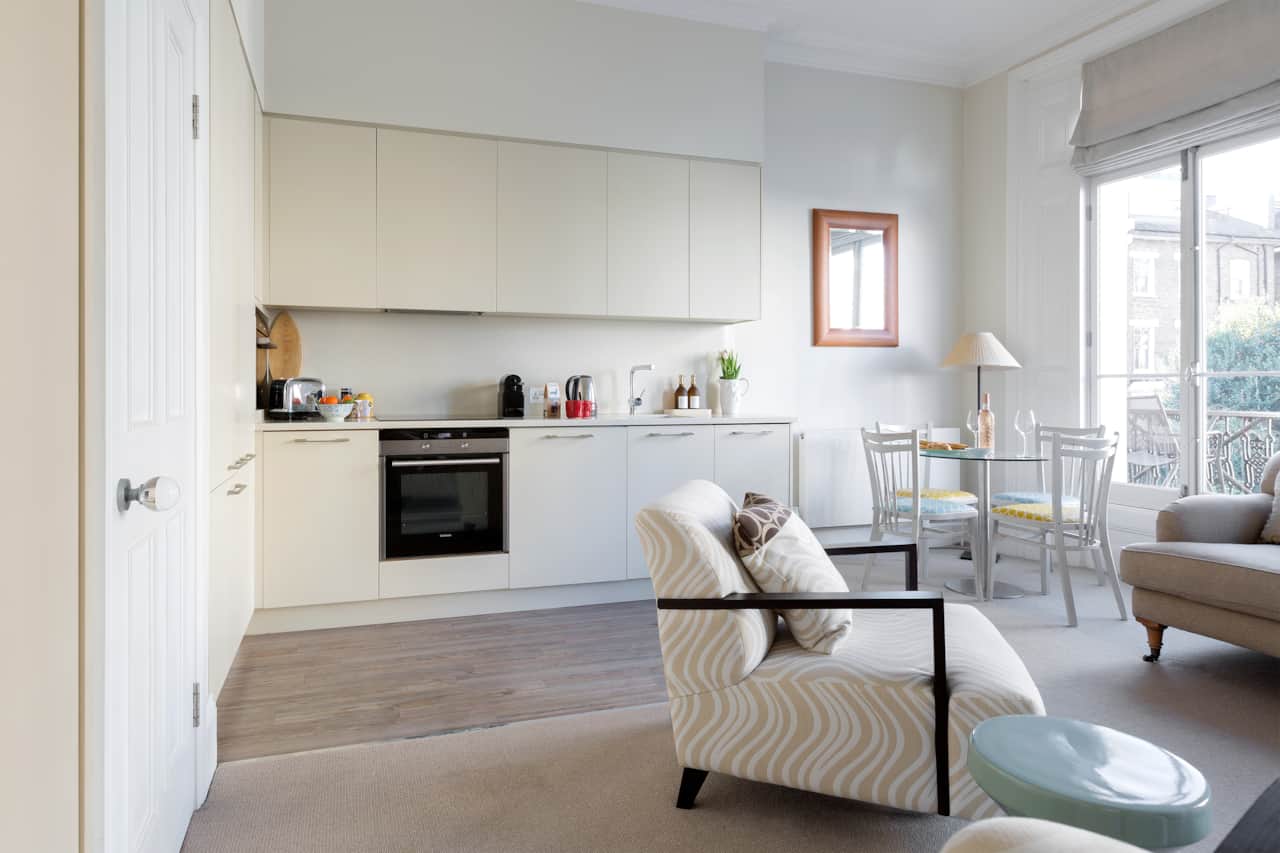 Kitchen and dining area, Earls Court Chelsea flat