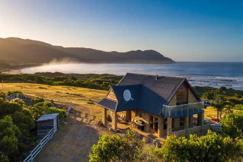 Cloudy Bay Villa ~best sea views in Tasmania