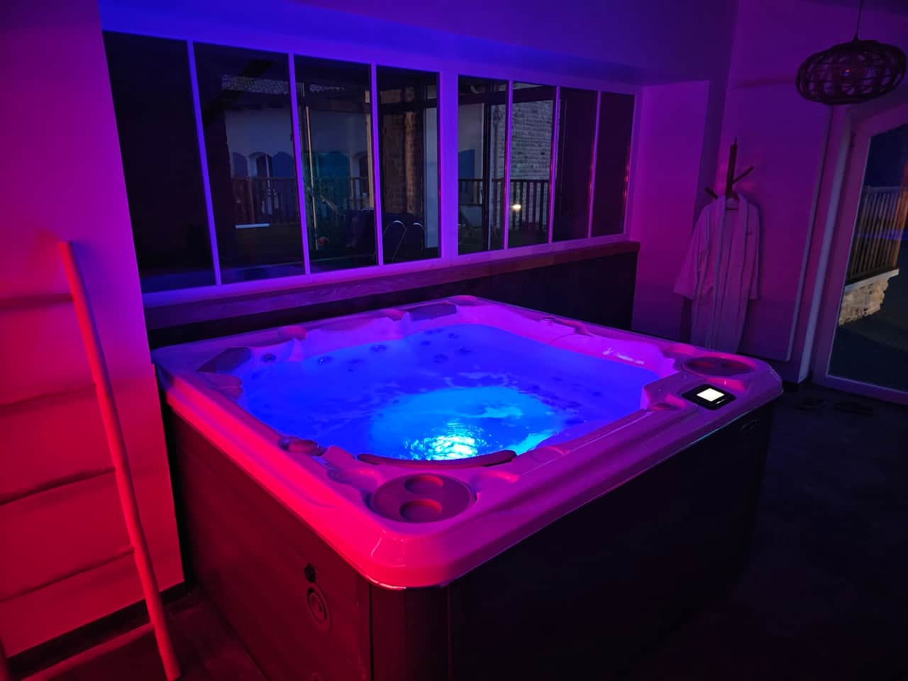 SPA de nuit
