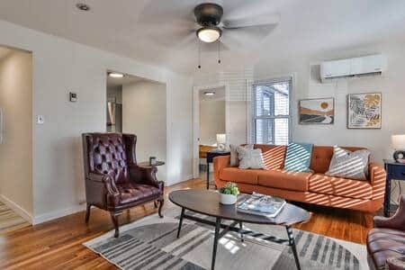 Spacious and Bright Living Room