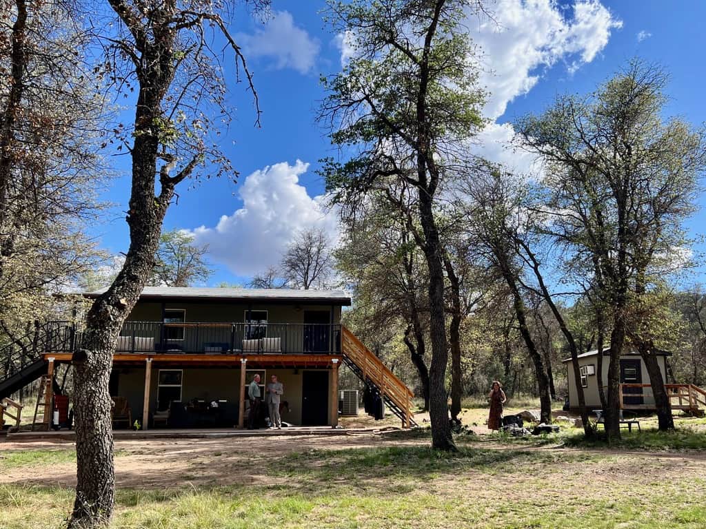 Exterior Lodge