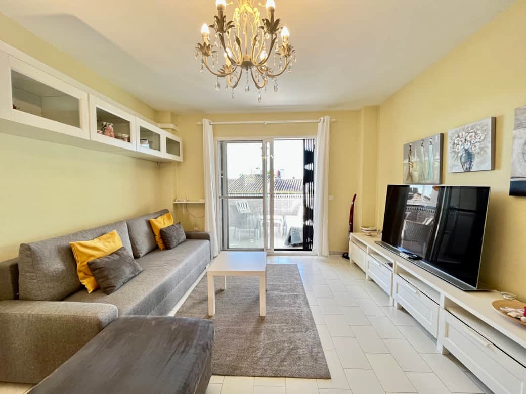 Lounge Area with Sofa-bed