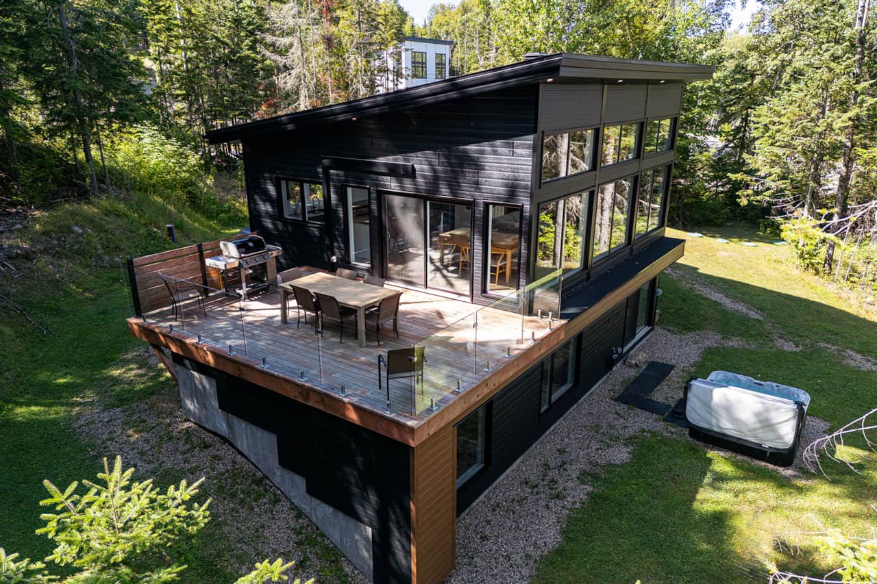 Extérieur, drone, été 