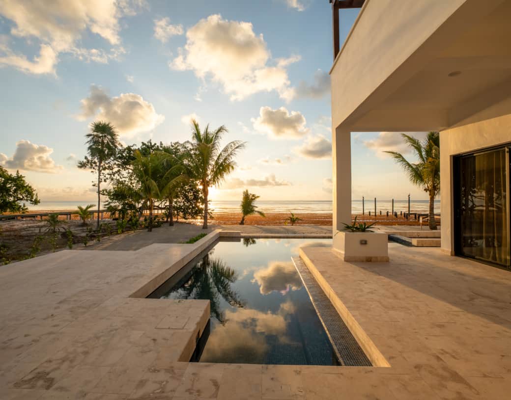 Pool facing ocean Pool facing ocean