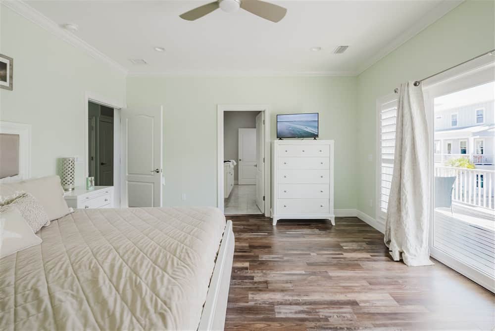 Master Bedroom Master Bedroom