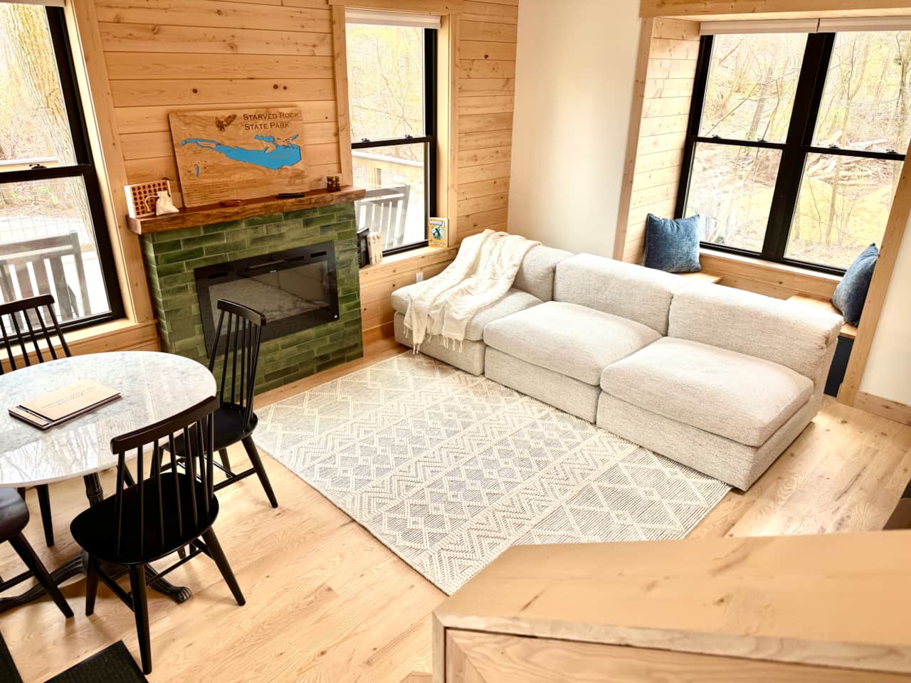 Living room and table