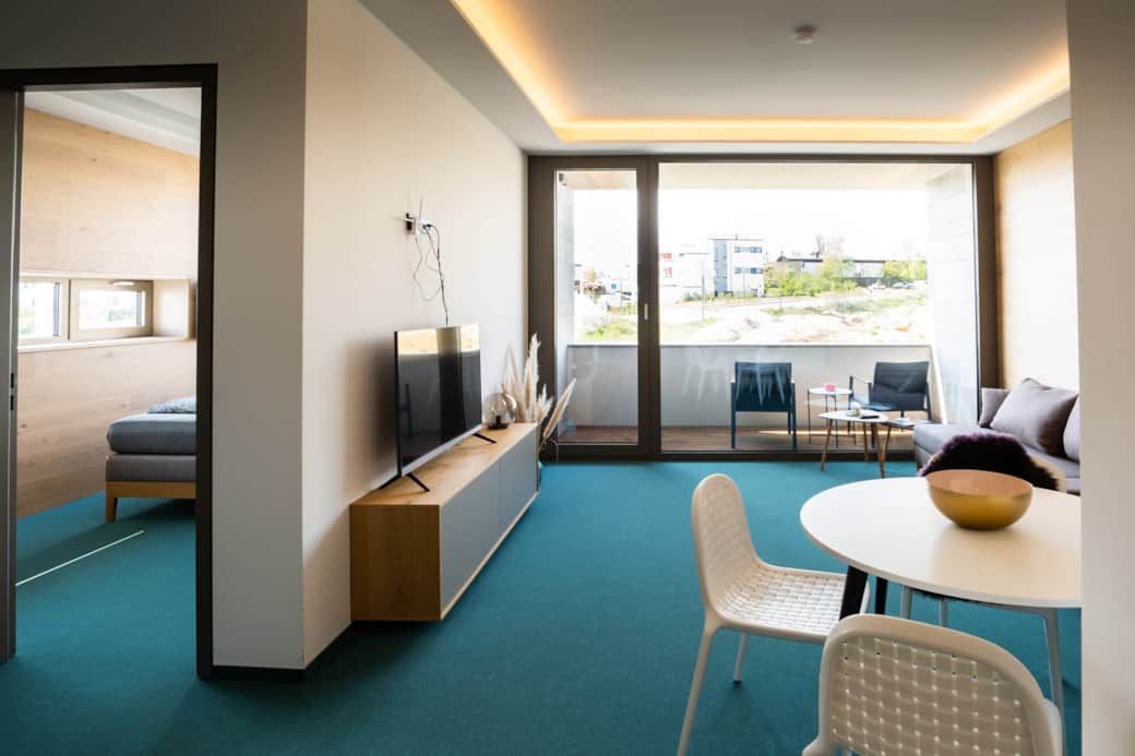 LAKESIDE - Apartment 4 