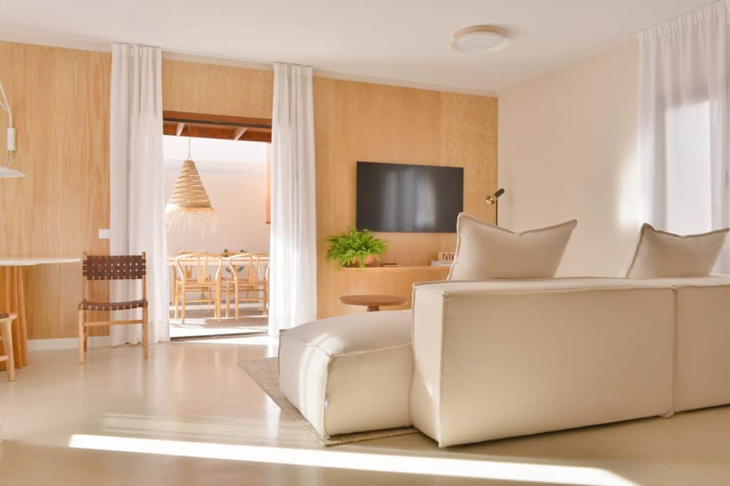 Moments that matter: A spacious and cozy living room designed for family connection. Moments that matter: A spacious and cozy living room designed for family connection.