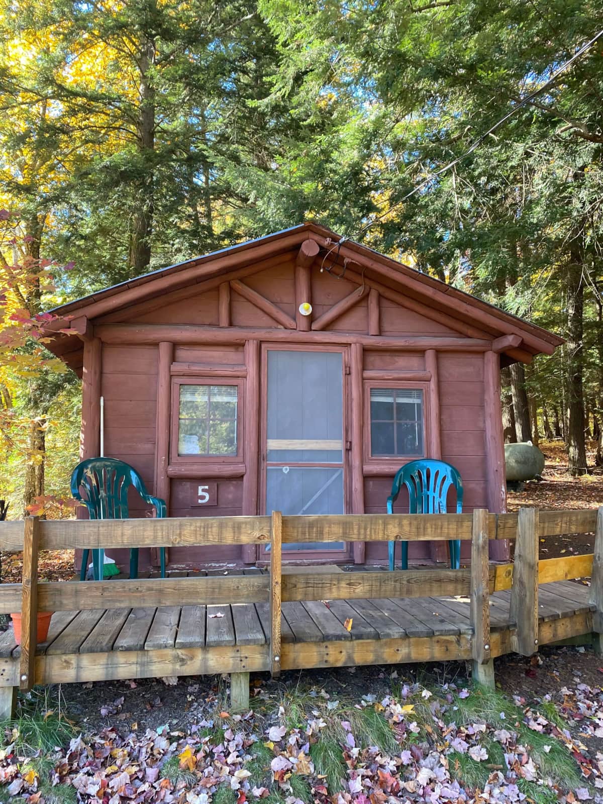 Viisi (5) Cabin on Otter Lake, Manninen's Cabins Vacation Home in Chassell