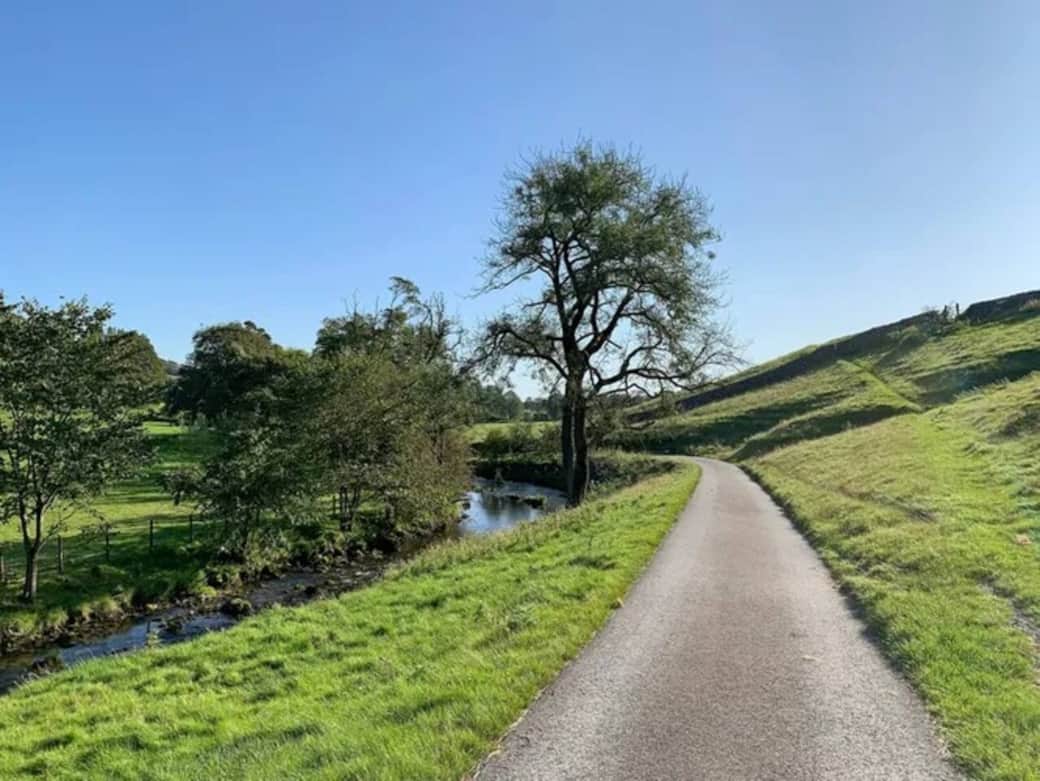 Explore the stunning Yorkshire Dales landscape