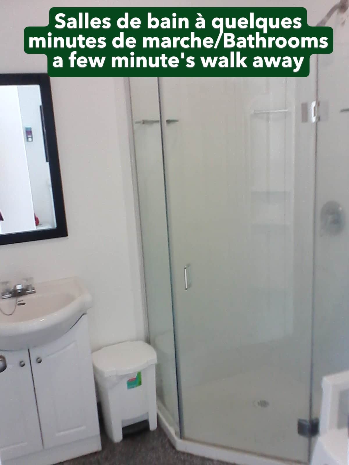 Salles de bain à quelques minutes de marche