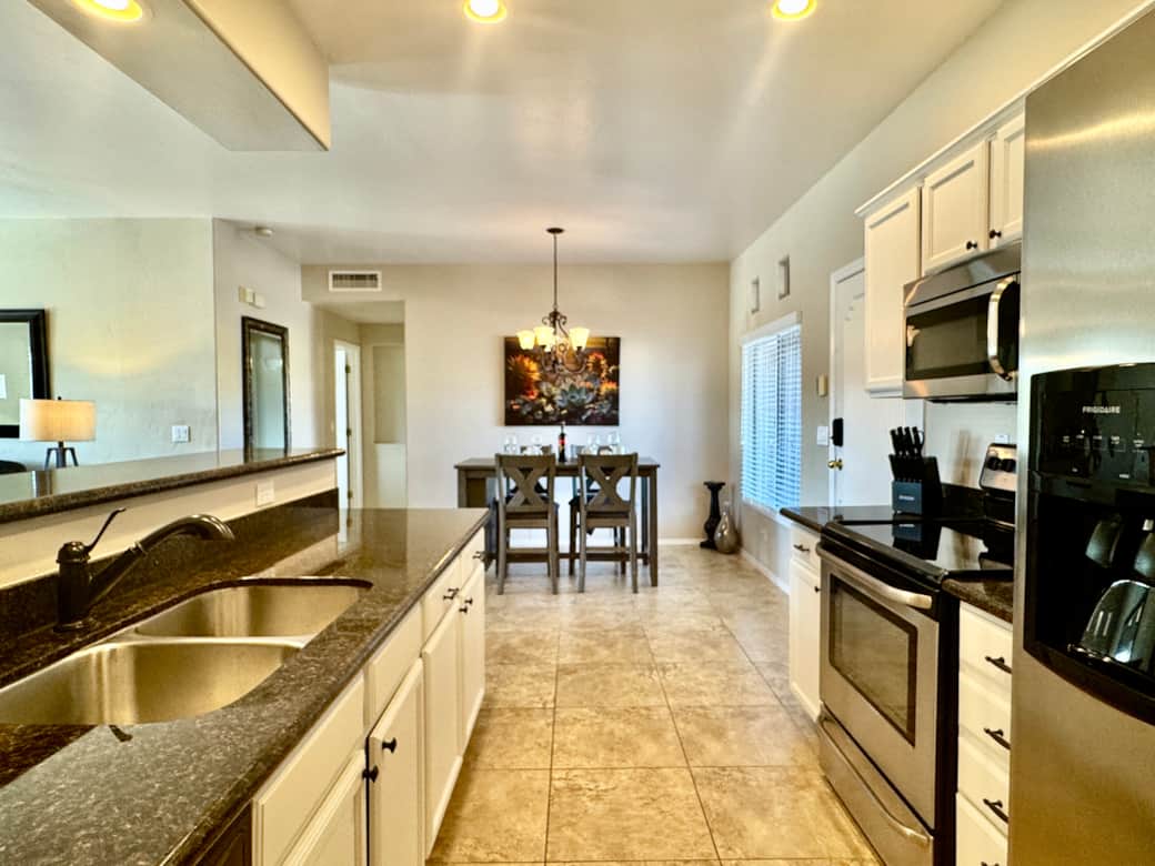 Updated Kitchen w/ large tile throughout Updated Kitchen w/ large tile throughout