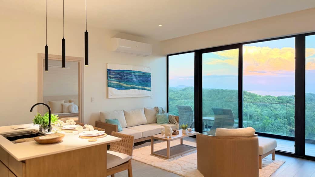 Kitchen & Living room