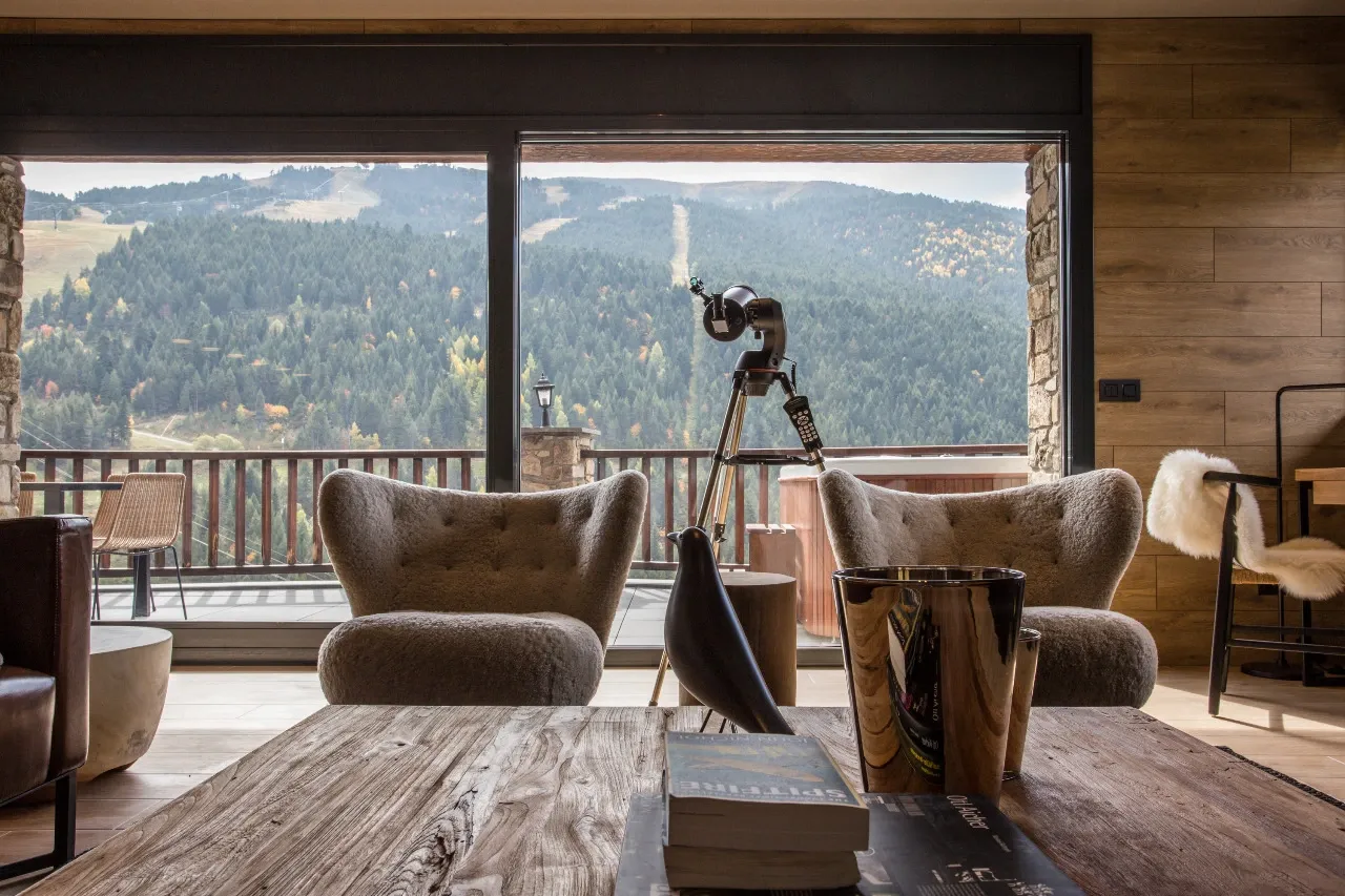 Lounge:view