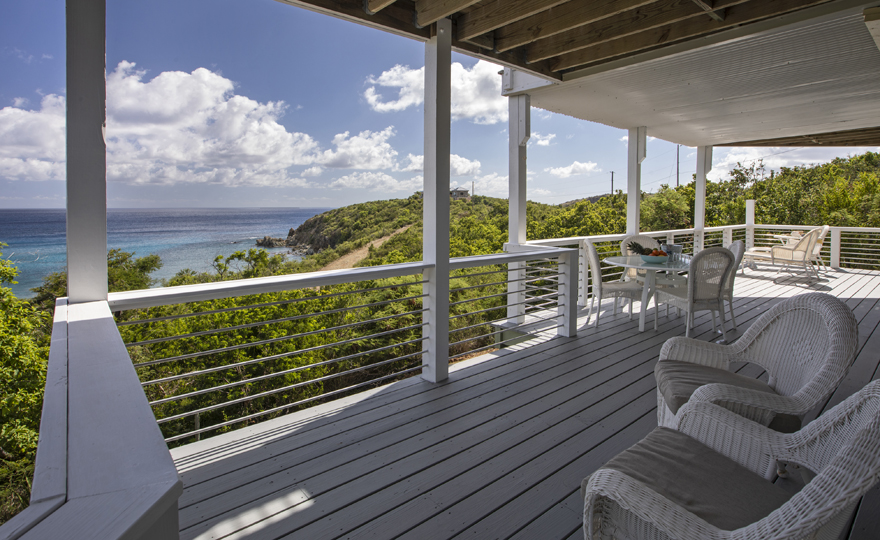 Lower Level Lounge Deck