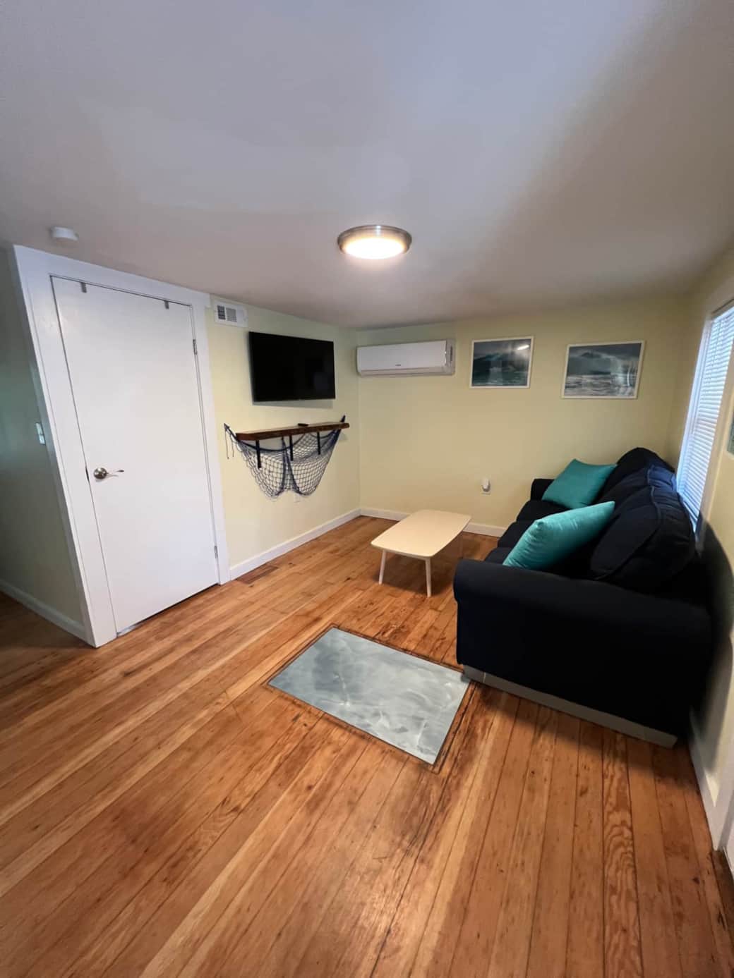 Living room, with efficient mini split, for A/C and Heat . Smart TV Living room, with efficient mini split, for A/C and Heat . Smart TV