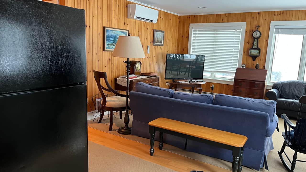 Mini Quiche_Living Area