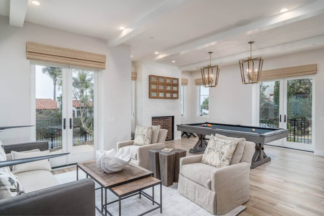 Bonus & game room