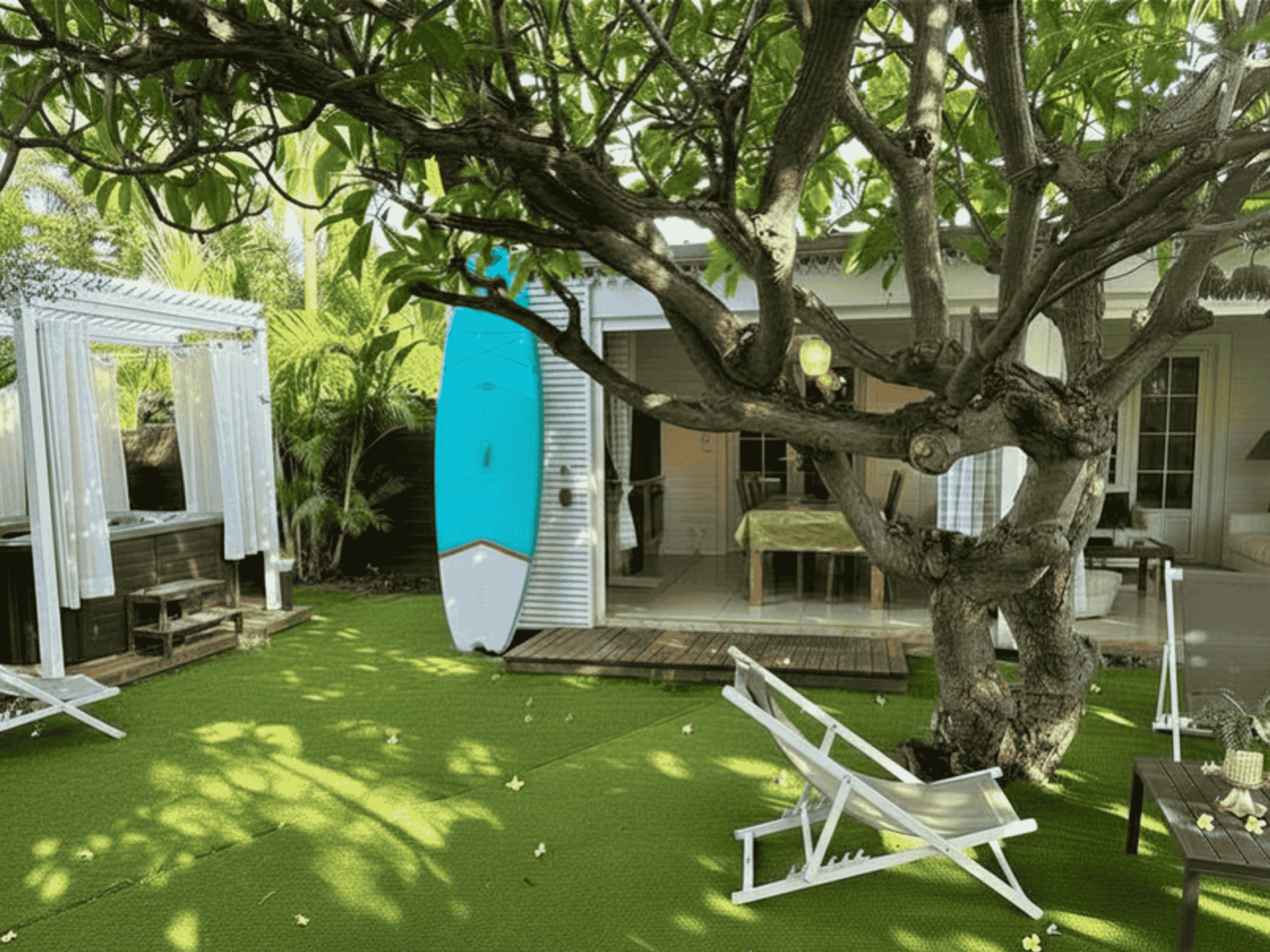 Location saisonnière jacuzzi privatif Saint Gilles les Bains 974 ile de la Réunion