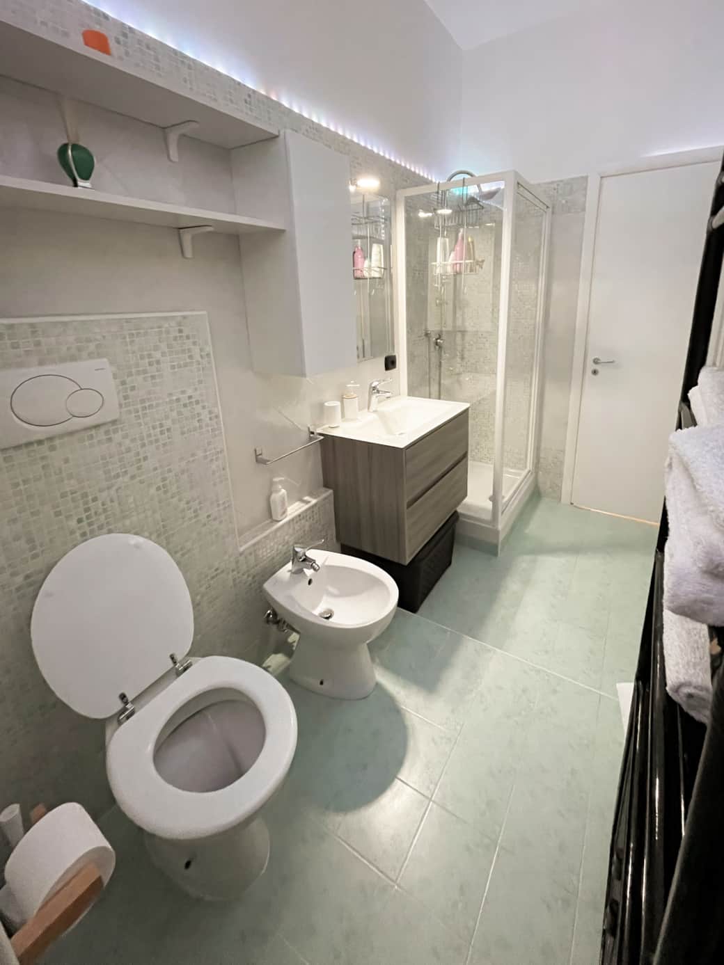 Bagno_Bath Room_Baie_Ванная комната