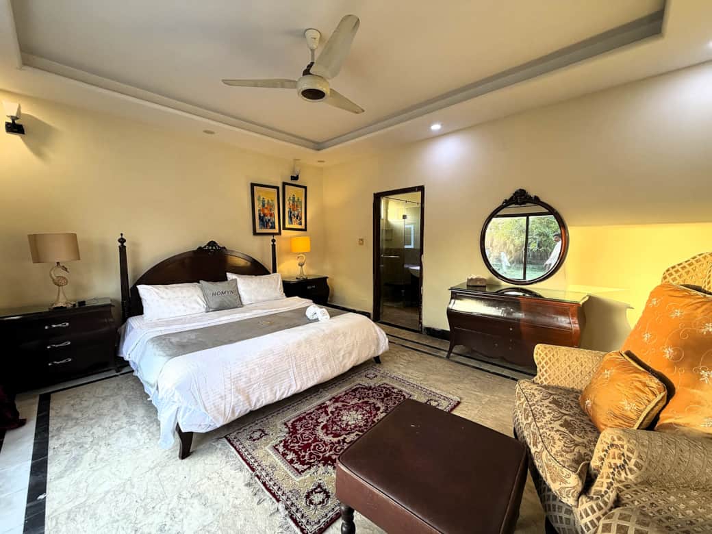 Bedroom-1 (1)