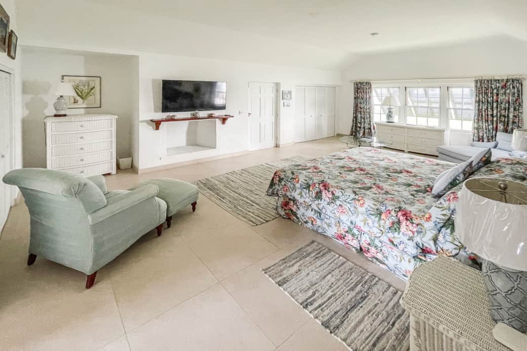 Master bedroom