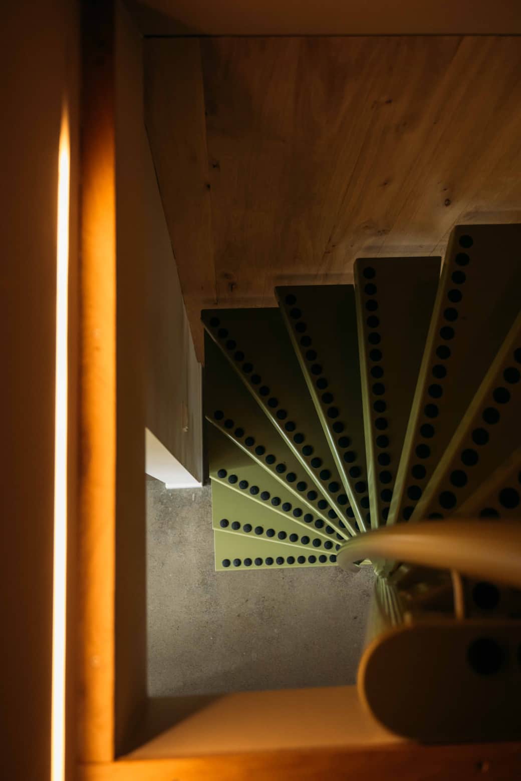 Trap van en naar eerste verdieping