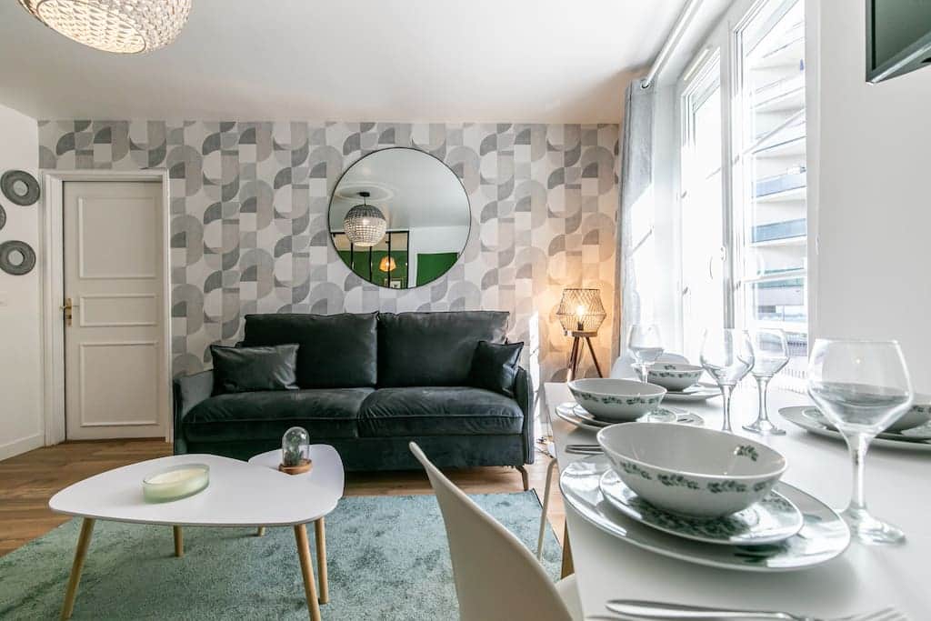 Salon avec coin repas
